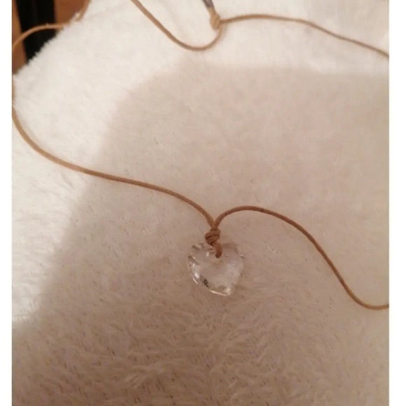 Swarski heart pendant on leather necklace - Picture 2 of 4